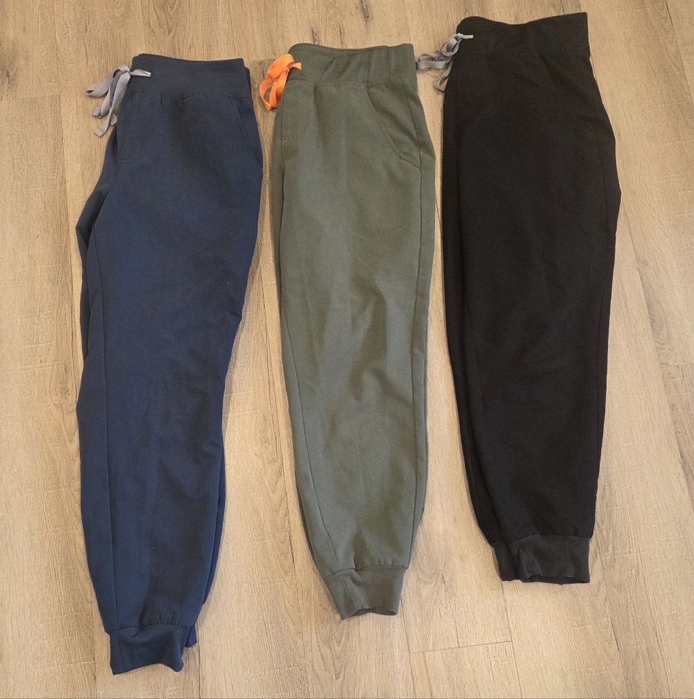Figs LOT 3 Technical Collection Women’s Scrubs Size Med P  Joggers Drawstring